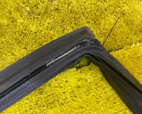 Молдинг стекла VAG