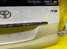 Дверь 5я TOYOTA LAND CRUISER PRADO 2003/Цвет 070 670056A821 VZJ121/VZJ120W/VZJ120/VZJ121W/VZJ125W/VZJ125/GRJ120W/GRJ120/GRJ121W/GRJ121/GRJ125W/KDJ125/LJ120/LJ125/RZJ120W/25W/KDJ120W/KDJ120/KDJ121W/KDJ121/RZJ120/RZJ125W/RZJ125/TRJ120W/TRJ120/TRJ125W/TRJ125