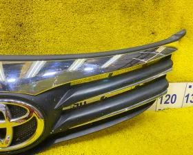 Решетка радиатора TOYOTA