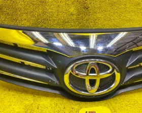 Решетка радиатора TOYOTA
