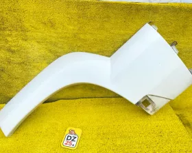Накладка на крыло TOYOTA