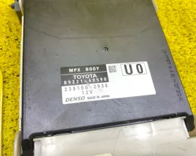 Блок предохранителей Toyota