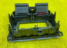 Консоль магнитофона TOYOTA LAND CRUISER PRADO 2017-2024 5542060160 TRJ150W/TRJ150L/TRJ150/TRJ152/TRJ155/GDJ150W/GDJ150R/GDJ150L/GDJ150/GDJ151W/GDJ151/GDJ155L/GDJ155R/GDJ155/GRJ150W/GRJ150L/GRJ150/GRJ151W/GRJ151/GRJ152/KDJ150/KDJ150L/KDJ155 2TRFE, передний