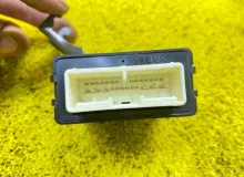 Реле дворников TOYOTA LAND CRUISER PRADO 2022/Цвет 070 8594060120 TRJ150W/TRJ150L/TRJ150/TRJ152/TRJ155/GDJ150W/GDJ150R/GDJ150L/GDJ150/GDJ151W/GDJ151/GDJ155L/GDJ155R/GDJ155/GRJ150W/GRJ150L/GRJ150/GRJ151W/GRJ151/GRJ152/KDJ150/KDJ150L/KDJ155 2TRFE, переднее