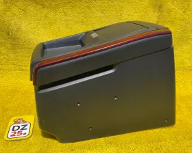 Бардачок между сиденьями TOYOTA