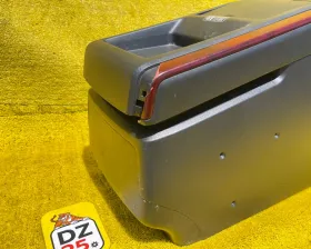Бардачок между сиденьями TOYOTA