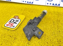 Форсунка омывателя фар SUBARU XV/IMPREZA 2012/Цвет D4S 86636FJ050 GP7/GP6/GP3/GP2/GPD/GPE/GJ2/GJ3/GJ6/GJ7 FB20, передняя правая