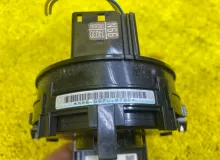 Шлейф-лента руля TOYOTA AVENSIS 2012/Цвет 040 8430605060 ZRT272/272W/ZRT270/ZRT271/ADT270/ADT271/AZT270/WWT270/WWT271 3ZRFAE, передняя