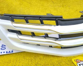 Решетка радиатора Toyota