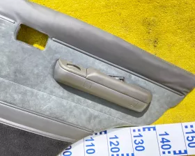 Обшивка дверей Toyota