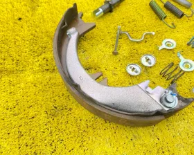 Механизм стояночного тормоза TOYOTA