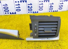 Дуйка LEXUS CT200H 2011/Цвет 212 5566076020C0 ZWA10 2ZRFXE, передняя