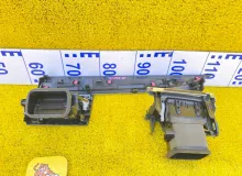 Дуйка LEXUS CT200H 2011/Цвет 212 5566076020C0 ZWA10 2ZRFXE, передняя