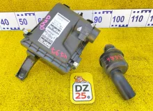 Корпус воздушного фильтра LEXUS CT200H 2011/Цвет 212 1770037290 ZWA10 2ZRFXE, передний