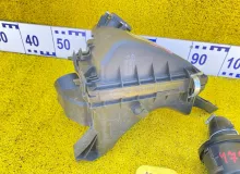Корпус воздушного фильтра LEXUS CT200H 2011/Цвет 212 1770037290 ZWA10 2ZRFXE, передний