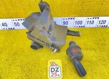 Корпус воздушного фильтра LEXUS CT200H 2011/Цвет 212 1770037290 ZWA10 2ZRFXE, передний
