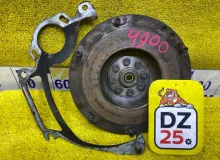 Маховик SUZUKI/MAZDA ESCUDO/VITARA/GRAND VITARA/PROCEED LEVANTE 2000/Цвет Z2U 1262077EA0 TL52W/TA52W/TJ52W/TD52W/TF52W/TD54W/TD54 J20A, передний