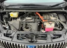 Радиатор кондиционера TOYOTA ESQUIRE/NOAH/VOXY 2015 8846028660 ZWR80G/ZWR80W/ZWR80 2ZRFXE, передний