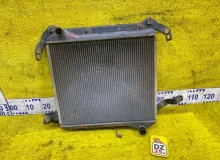Радиатор основной TOYOTA HIACE/REGIUS ACE 2001/Цвет 2GW 1651067021 KZH106W/KZH106G/KZH100/KZH100G/KZH120/KZH120G/KZH126/KZH126G/KZH132/KZH132V/KZH138/KZH138V 1KZTE, передний