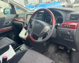 Блок управления ремнями безопасности TOYOTA
