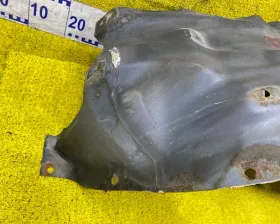 Подкрылок TOYOTA