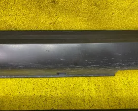 Накладка на порог Nissan