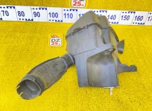 Корпус воздушного фильтра TOYOTA NOAH/ESQUIRE/VOXY 2014 1775037080 ZWR80G/ZWR80W/ZWR80 2ZRFXE, передний