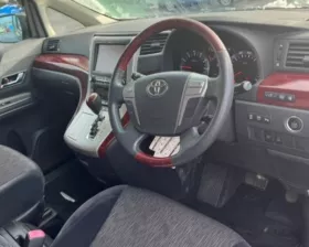 Усилитель магнитофона TOYOTA