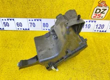 Корпус воздушного фильтра LEXUS CT200H 2011/Цвет 077 1770037290 ZWA10 2ZRFXE, передний
