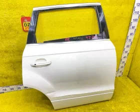 Дверь боковая