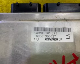 Блок управления двс HONDA