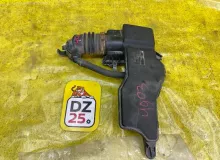 Корпус воздушного фильтра TOYOTA/DAIHATSU/SUBARU ROOMY/TANK/PASSO/BOON/THOR/JUSTY 2016/Цвет S28 17705B1100 M900A/M900S/M900F/M700A/M700S 1KRFE, передний