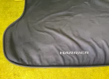 Коврик багажника TOYOTA HARRIER 2007 5840848040C1 GSU31/GSU36W/GSU36/GSU35W/GSU35/GSU30W/GSU30/GSU31/MCU36W/MCU36/MCU35W/MCU35/MCU30W/MCU30/MCU31W/MCU31/ACU30W/ACU30/ACU35W/ACU35/MHU38W/MHU38 2GRFE, задний