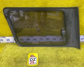 Стекло собачника TOYOTA