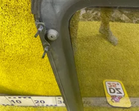 Стекло собачника TOYOTA