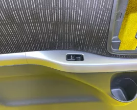 Обшивка дверей TOYOTA
