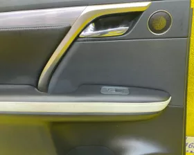 Обшивка дверей LEXUS