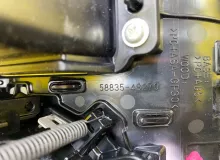 Консоль автомата LEXUS RX450H/RX450HL/RX350/RX350L/RX300/RX200T 2021/Цвет 223 5883548270 GYL20W/GYL25W/GYL25L/GYL25R/GYL20W/GYL20L/GYL20R/GYL20/GYL26W/GYL26L/GYL26/AGL20W/AGL20L/AGL20R/AGL25W/AGL25L/AGL25R/GGL20W/GGL20L/GGL20R/GGL21R/GGL25W/GGL25L/GGL25R/