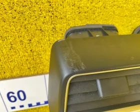 Консоль магнитофона Toyota