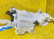 Печка салона TOYOTA LAND CRUISER PRADO 2022/Цвет 202 8705060C60 TRJ150W/TRJ150L/TRJ150/TRJ152/TRJ155/GDJ150W/GDJ150R/GDJ150L/GDJ150/GDJ151W/GDJ151/GDJ155L/GDJ155R/GDJ155/GRJ150W/GRJ150L/GRJ150/GRJ151W/GRJ151/GRJ152/KDJ150/KDJ150L/KDJ155 2TRFE, передняя