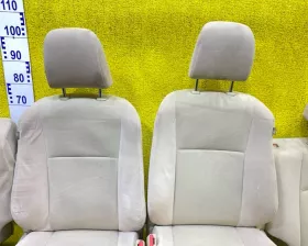 Сидение комплект Toyota
