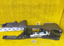 Бардачок между сиденьями TOYOTA LAND CRUISER PRADO 2021/Цвет 070 5891060240C0 TRJ150W/TRJ150L/TRJ150/TRJ152/TRJ155/GDJ150W/GDJ150R/GDJ150L/GDJ150/GDJ151W/GDJ151/GDJ155L/GDJ155R/GDJ155/GRJ150W/GRJ150L/GRJ150/GRJ151W/GRJ151/GRJ152/KDJ150/KDJ150L/KDJ155 2TRF