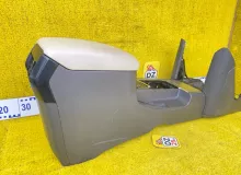 Бардачок между сиденьями TOYOTA LAND CRUISER PRADO 2021/Цвет 070 5891060240C0 TRJ150W/TRJ150L/TRJ150/TRJ152/TRJ155/GDJ150W/GDJ150R/GDJ150L/GDJ150/GDJ151W/GDJ151/GDJ155L/GDJ155R/GDJ155/GRJ150W/GRJ150L/GRJ150/GRJ151W/GRJ151/GRJ152/KDJ150/KDJ150L/KDJ155 2TRF