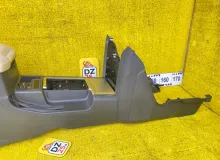 Бардачок между сиденьями TOYOTA LAND CRUISER PRADO 2021/Цвет 070 5891060240C0 TRJ150W/TRJ150L/TRJ150/TRJ152/TRJ155/GDJ150W/GDJ150R/GDJ150L/GDJ150/GDJ151W/GDJ151/GDJ155L/GDJ155R/GDJ155/GRJ150W/GRJ150L/GRJ150/GRJ151W/GRJ151/GRJ152/KDJ150/KDJ150L/KDJ155 2TRF