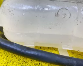 Бачок расширительный Toyota