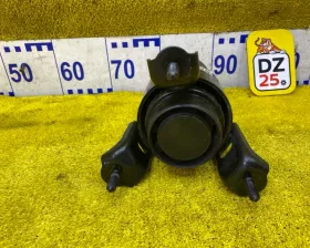 Подушка двигателя TOYOTA