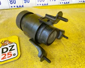 Подушка двигателя TOYOTA
