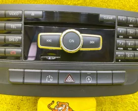 Магнитофон Mercedes-Benz