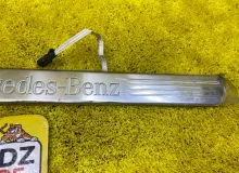 Накладка на порог Mercedes-Benz GLA-CLASS 2014/Цвет 787 A2466805400 WDC156/X156/156.942 M270E16/270.910/270910, передняя правая