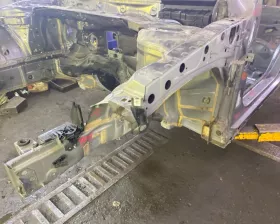 Лонжерон Mercedes-Benz